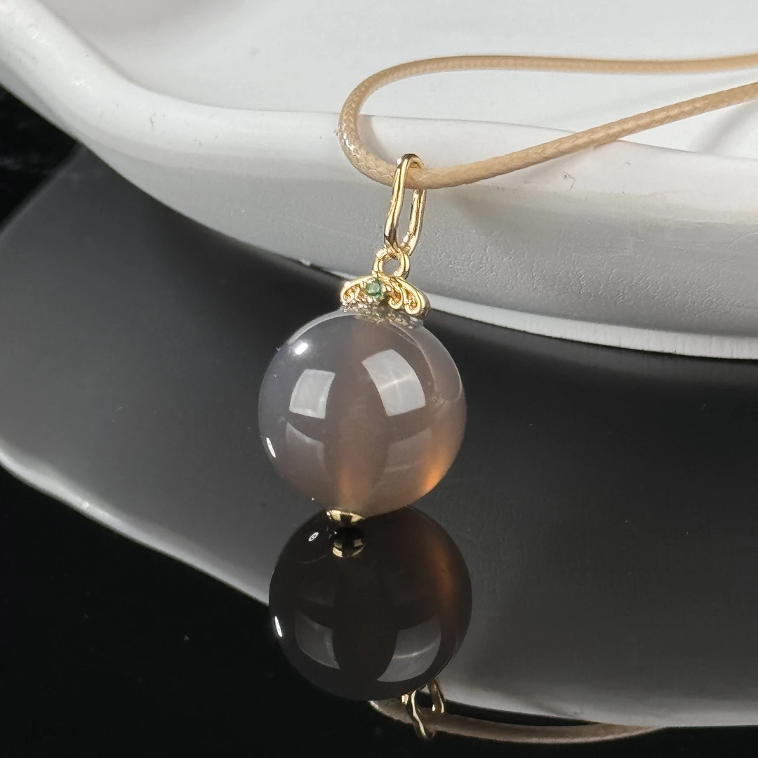 约16mm烟紫玉髓玛瑙圆珠吊坠