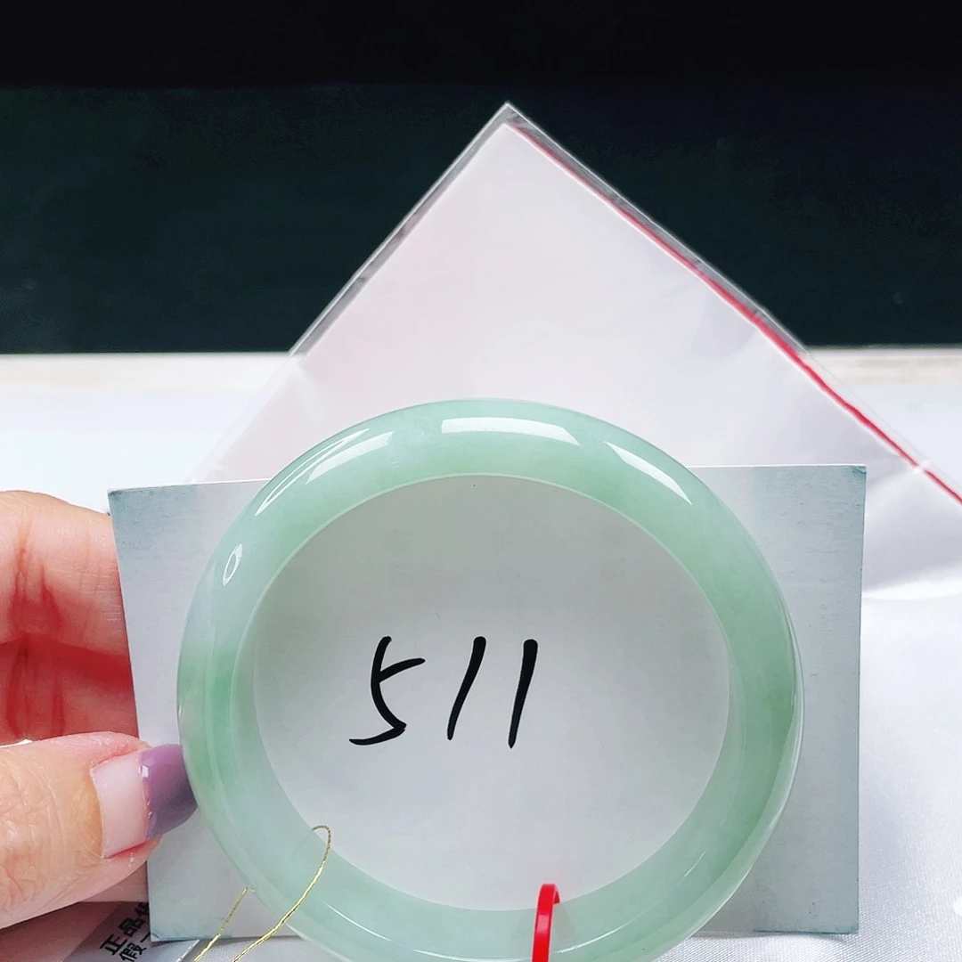 翡翠未镶嵌手镯缅甸翡翠57+