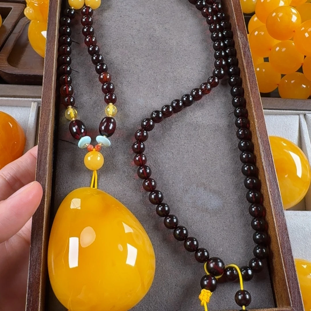 未镶嵌毛衣链蜜蜡