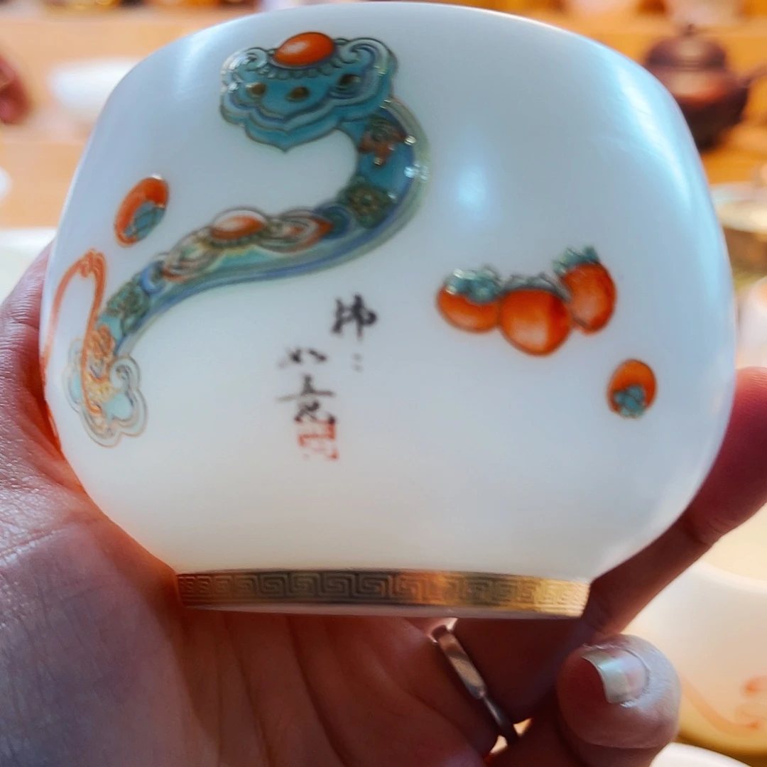 杯z r b z r b z r v z