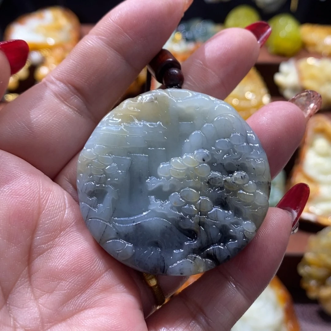 蛇纹石玉颈饰未镶嵌
