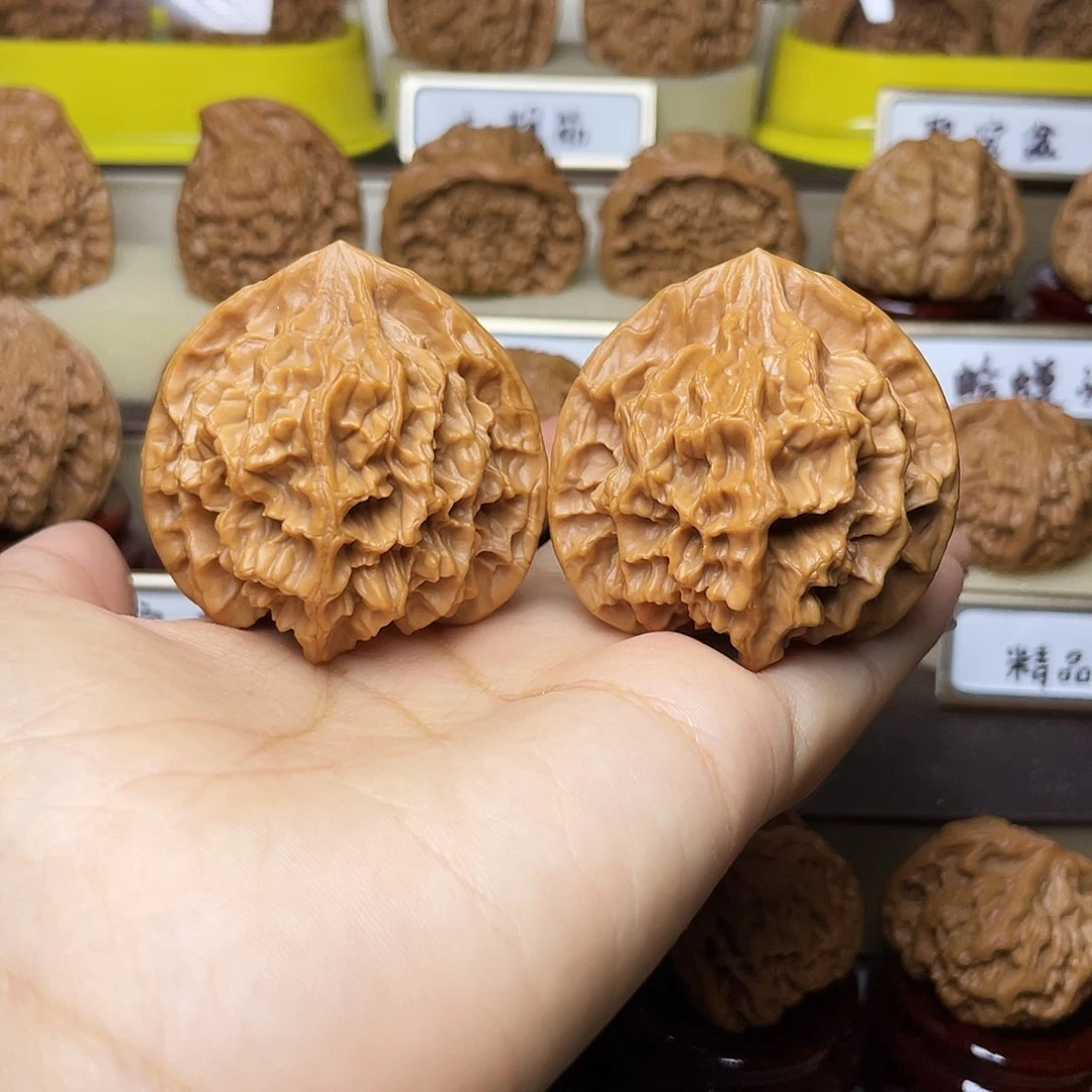 把件文玩核桃帝王46左右