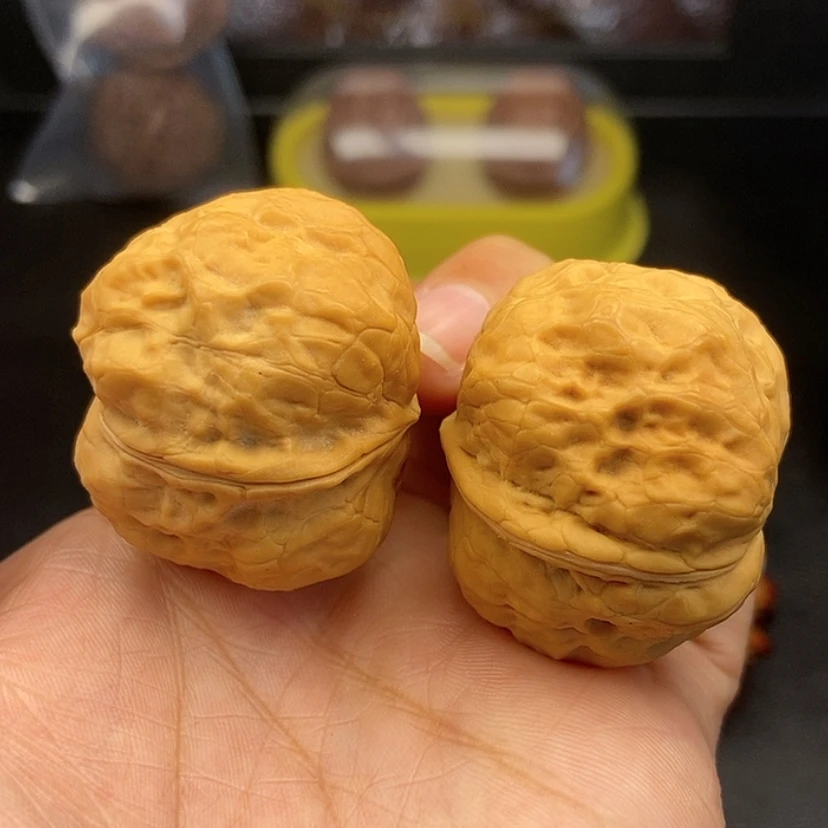 【闪购商品】把件文玩核桃38尺方尊妖蟾