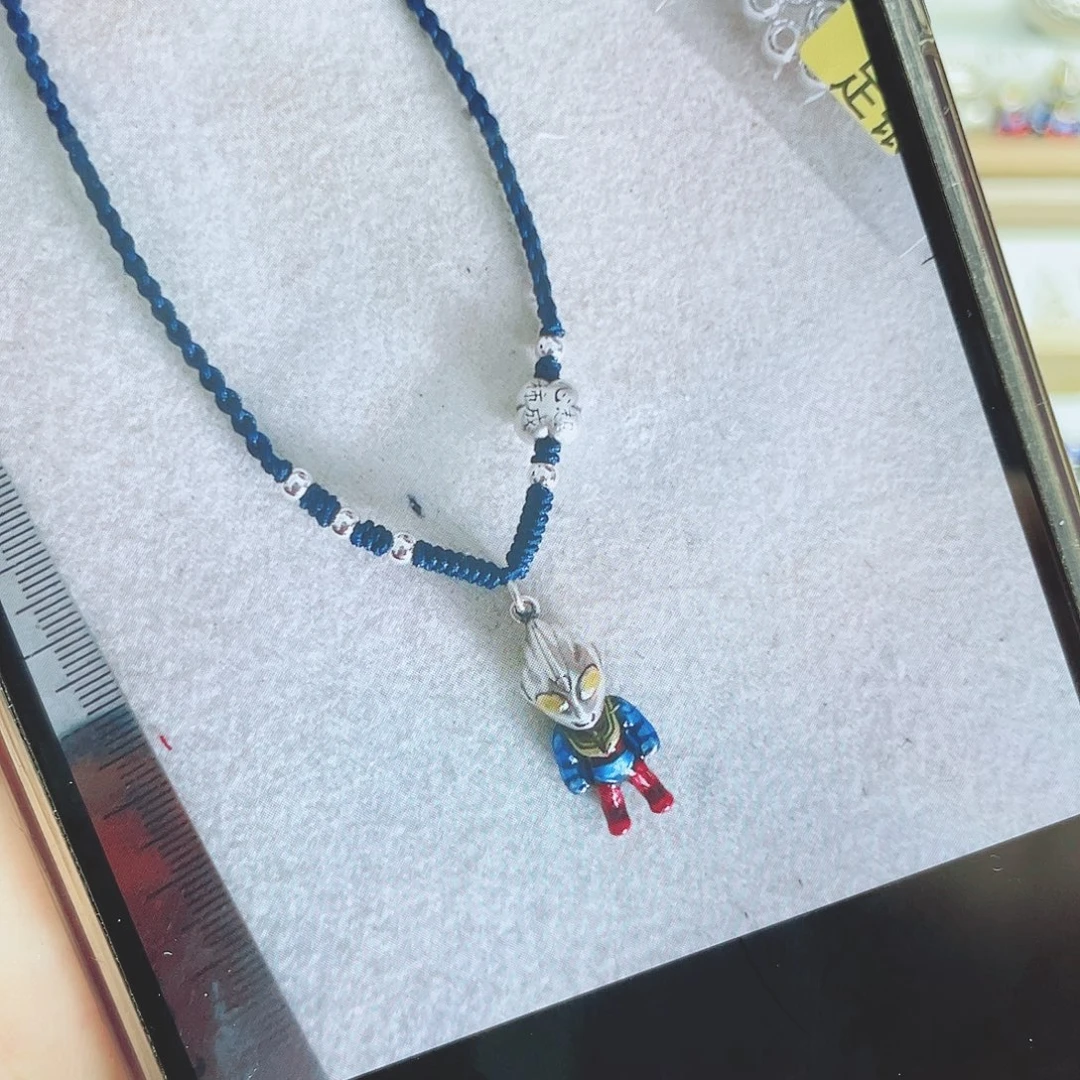 无足银足999，奥特曼差价