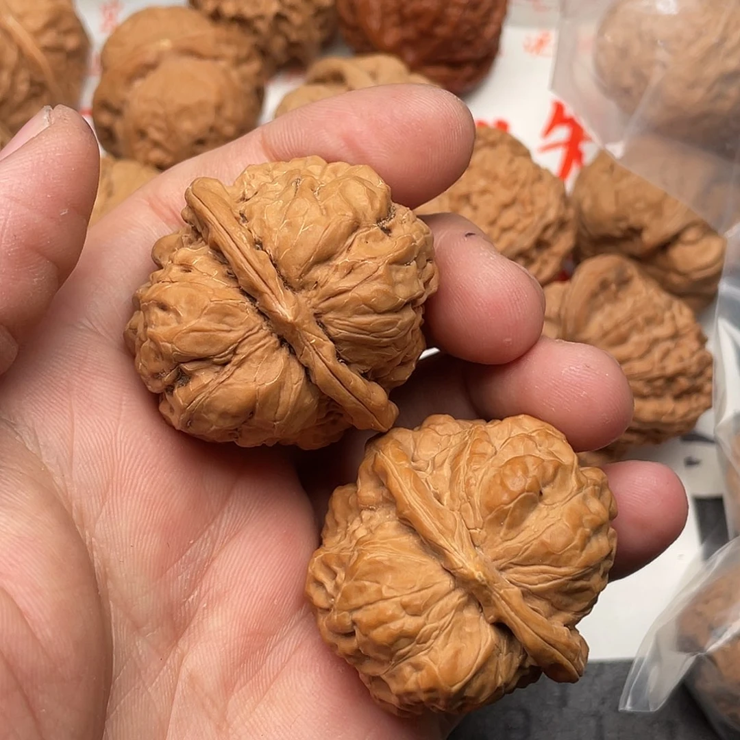 文玩核桃吊坠以**局蛤蟆