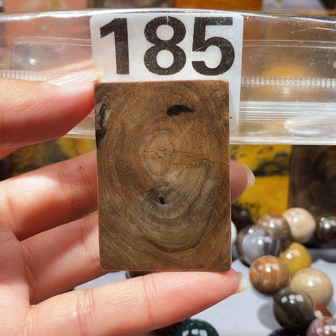 未镶嵌天然北票硅化玉吊坠硅化玉