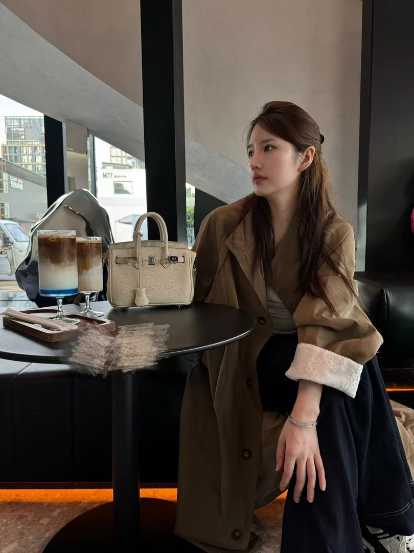 .四季经典百搭手提斜跨 铂金包