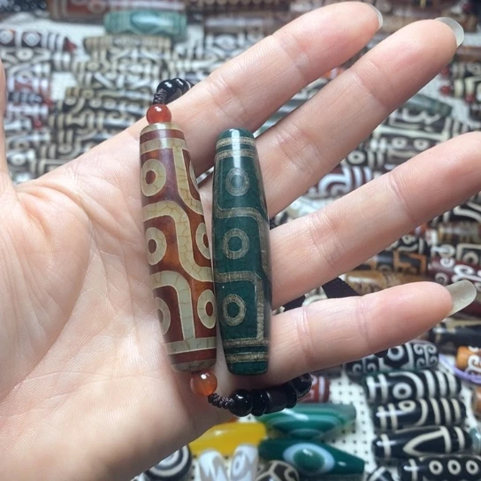 用***6玛瑙/玉髓项圈未镶嵌