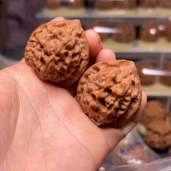 文玩核桃把件龙鳞40