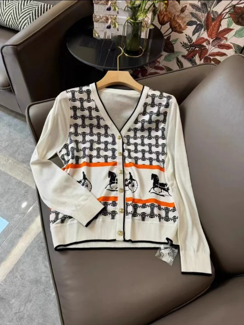 【110】2025新款印花长袖开衫气质V领休闲通勤女上衣-28-白