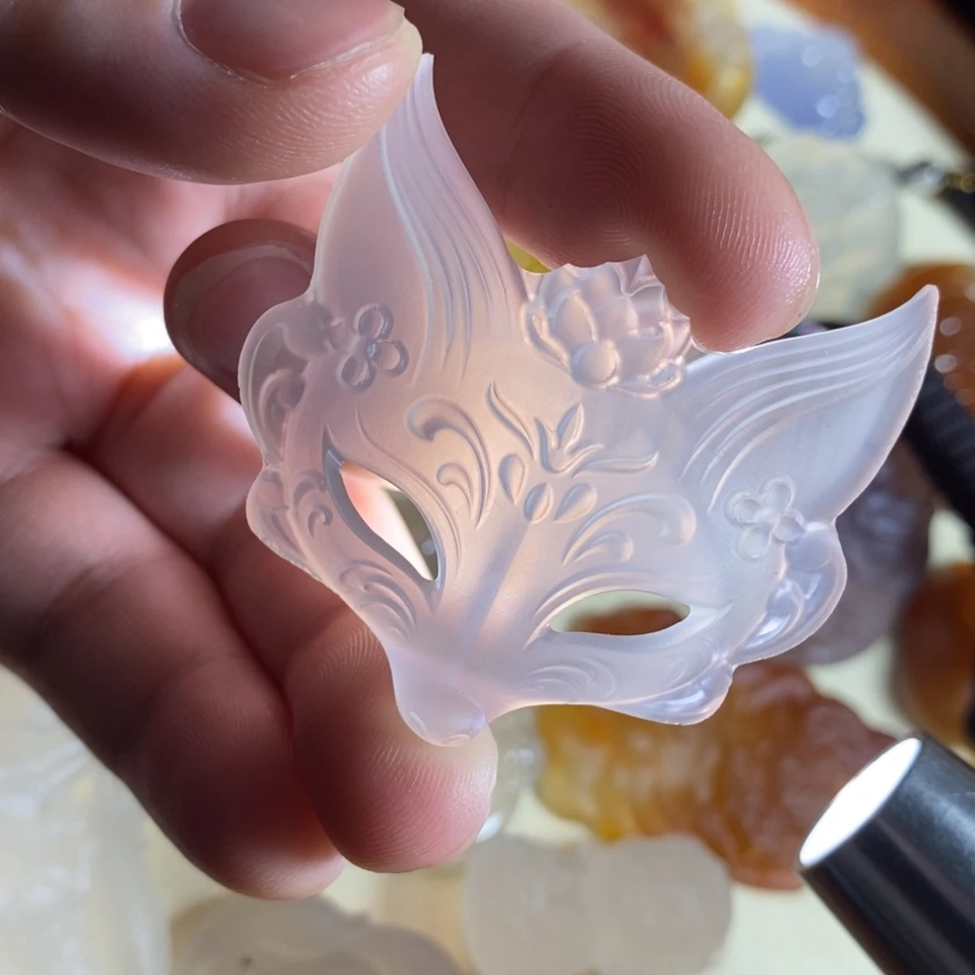 玛瑙/玉髓未镶嵌颈饰玛瑙狐狸面具