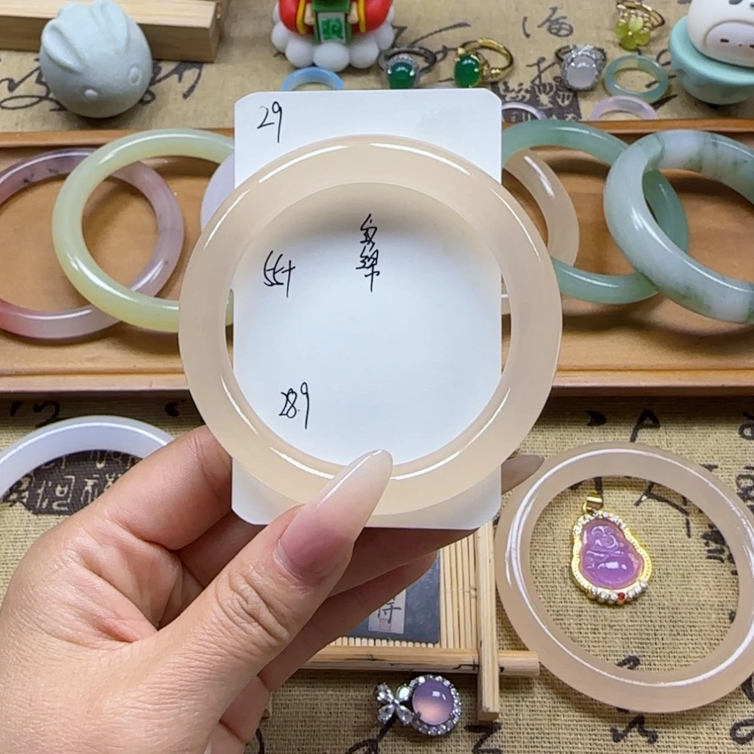 石英质玉手镯未镶嵌29