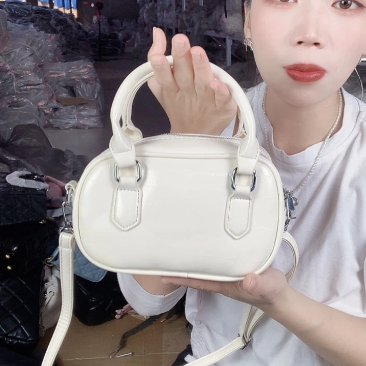 山羊皮（革）人造革羊皮（革）