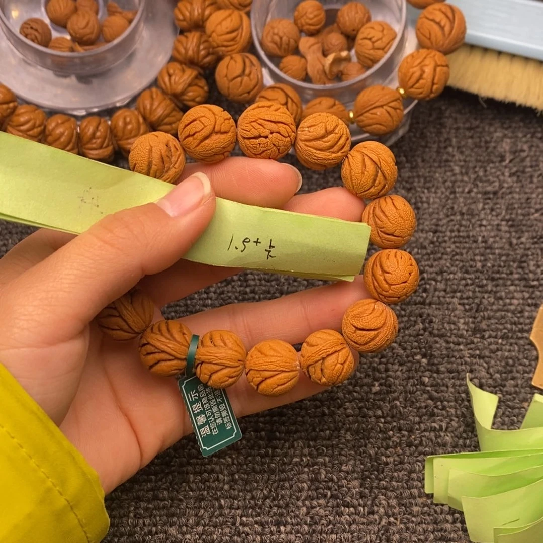 秦岭山脉龙纹桃核 15