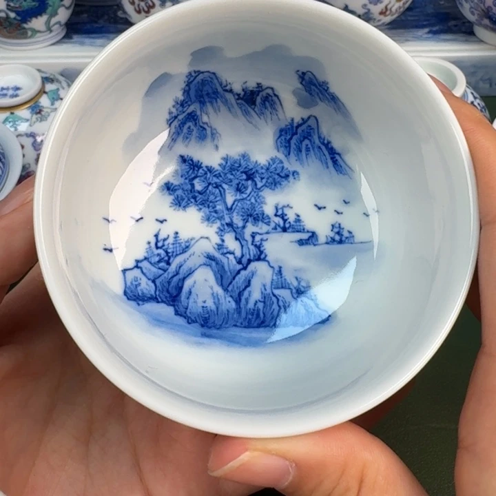 青花山水卢氏杯杯