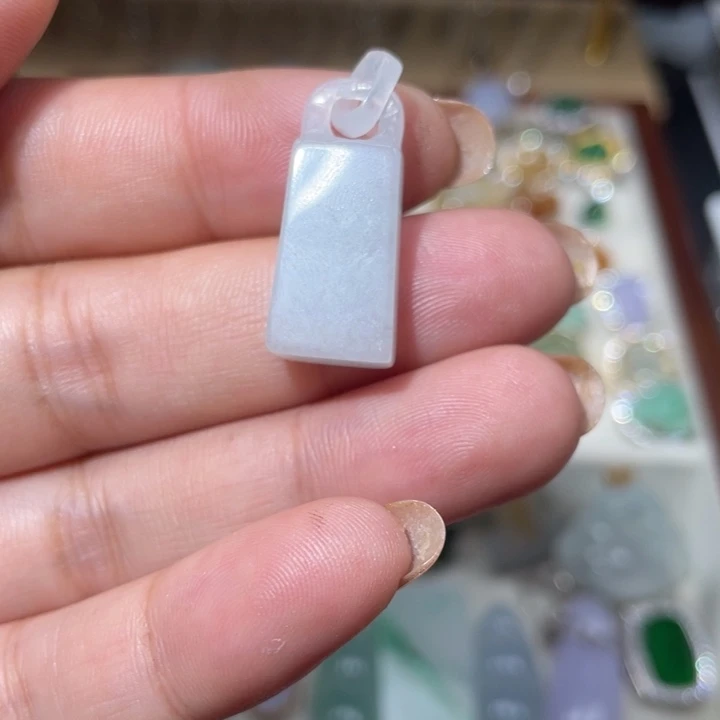 翡翠14K金镶嵌颈饰天然翡翠