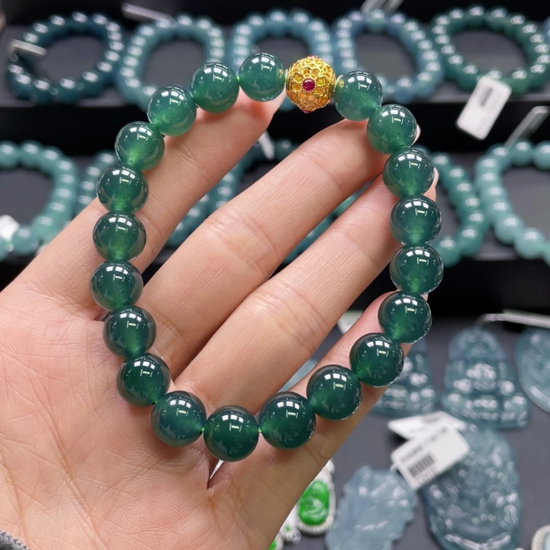 翡翠未镶嵌颈饰卡10