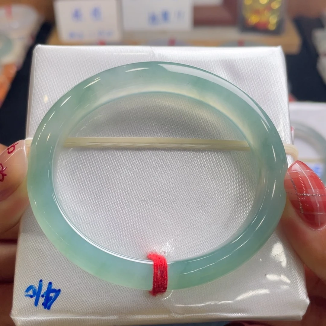 翡翠手镯未镶嵌53.6贵妃