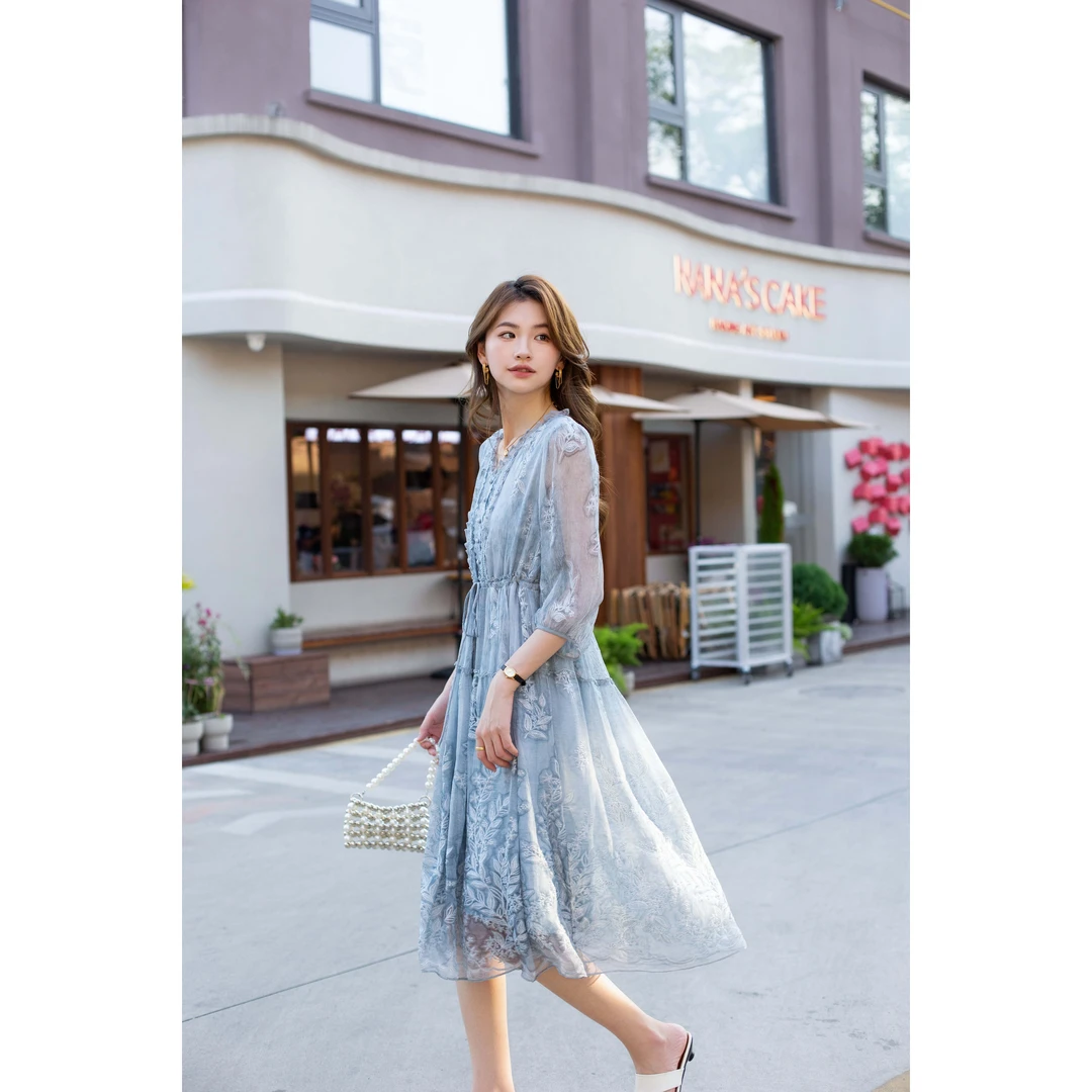 夏季新款100%刺绣桑蚕丝连衣裙906