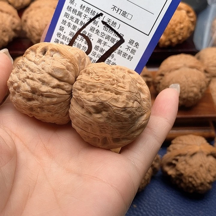 桃核吊坠南瓜敦狮子头40