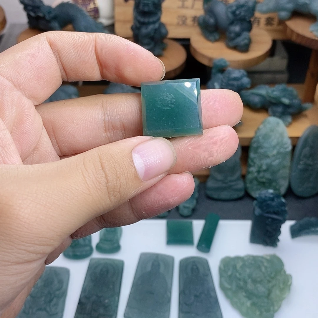 定制翡翠未镶嵌无事牌