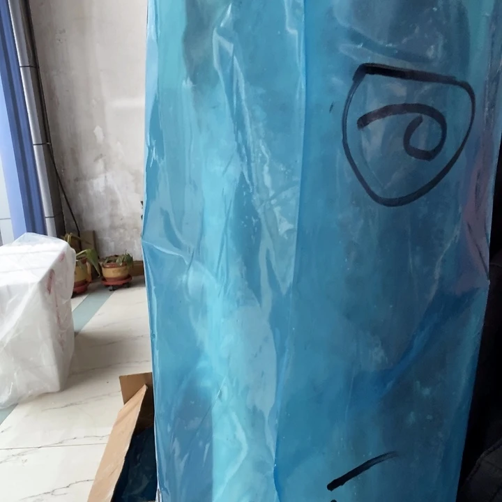 奶***瓶中国大陆渤海湾野生燕鲅鱼6号