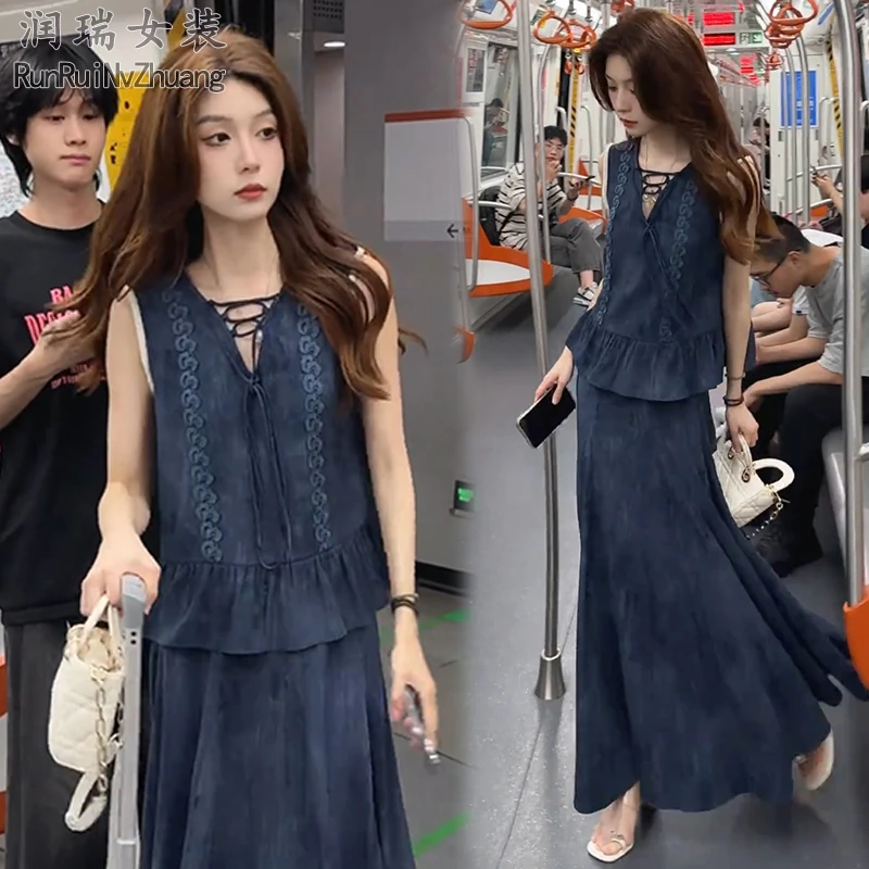 INS风慵懒风时尚套装女2025夏季新款显瘦无袖背心半身裙两件套潮