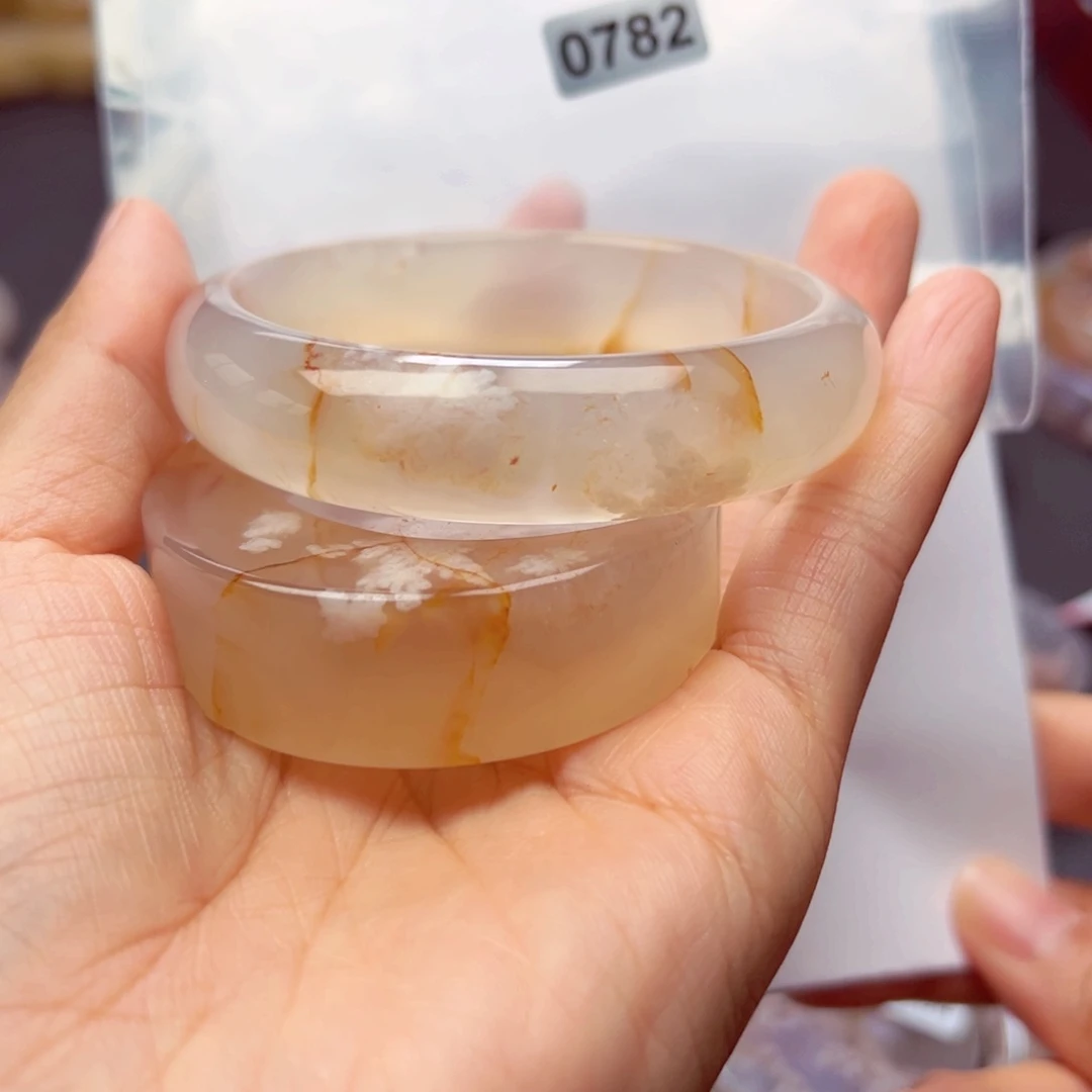 玛瑙/玉髓手镯未镶嵌梅*