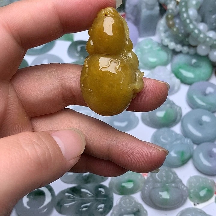 翡翠未镶嵌颈饰天然翡翠