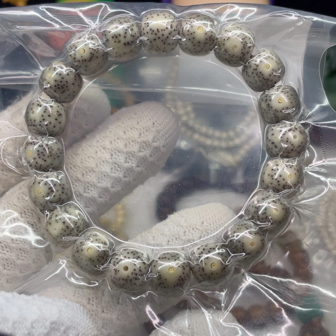 星月菩提手串星点货