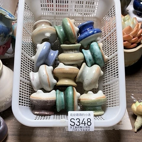紫砂花盆348微瑕品口径3厘米左右的