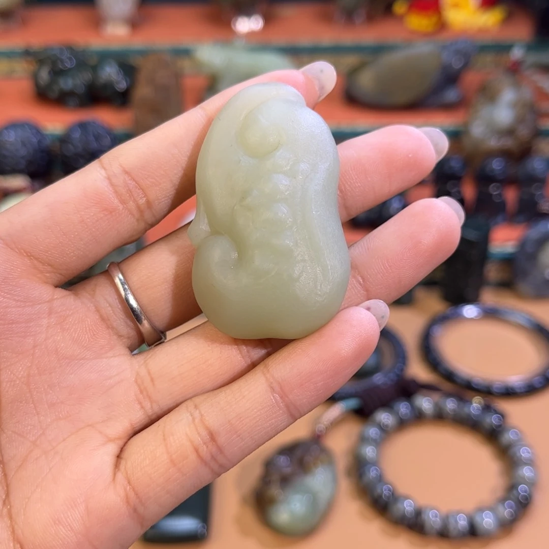 和田玉未镶嵌挂件