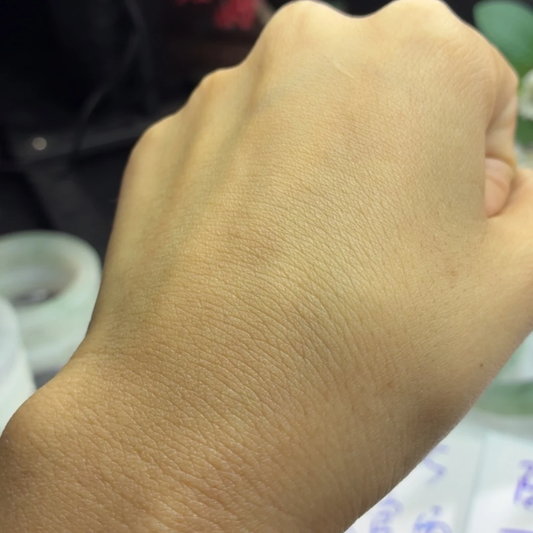 桃****定制翡翠未镶嵌翡翠