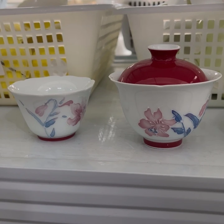 两件套哈哈哈哈哈哈