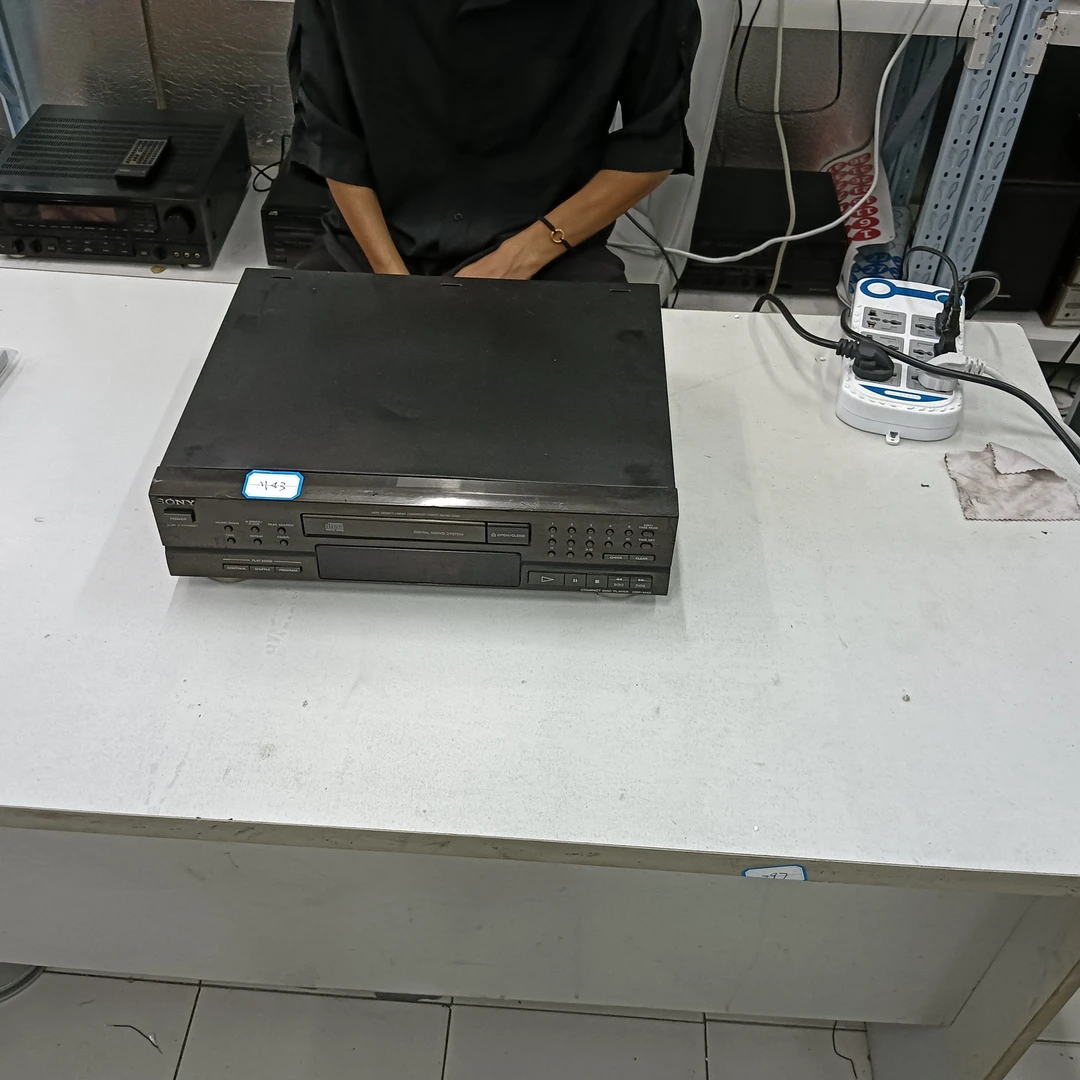 9新  索尼CDP-M43CD机二手不包邮不支持退换