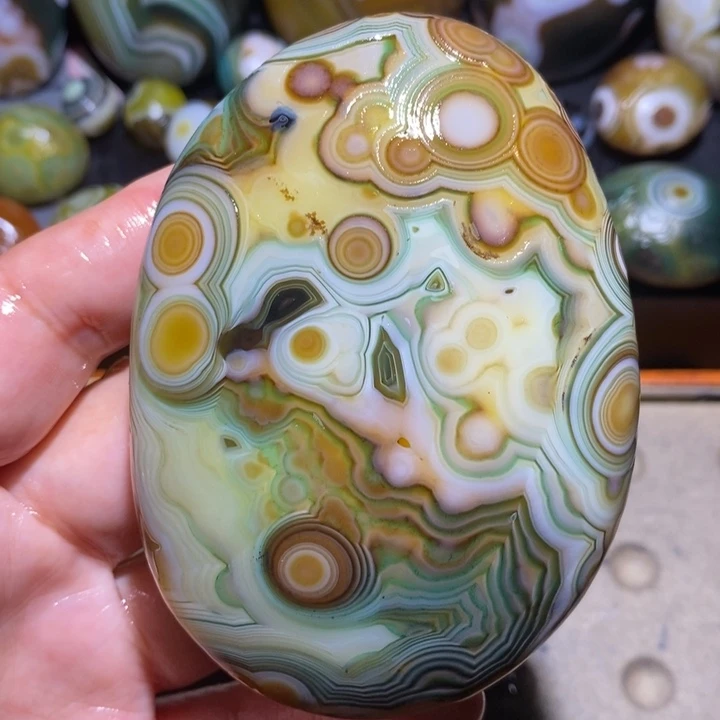 玛瑙/玉髓未镶嵌珠宝半成品