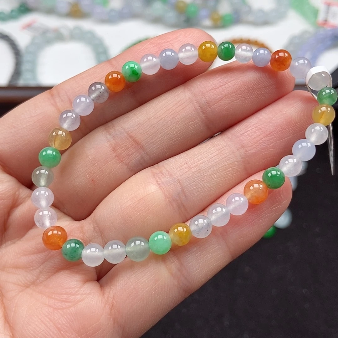 翡翠未镶嵌手串卡5.4