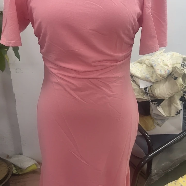 常规针织鱼尾连衣裙
