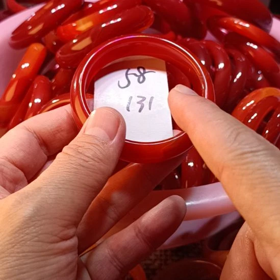 玛瑙/玉髓未镶嵌手镯