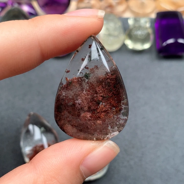 未镶嵌颈饰水晶淡*水晶