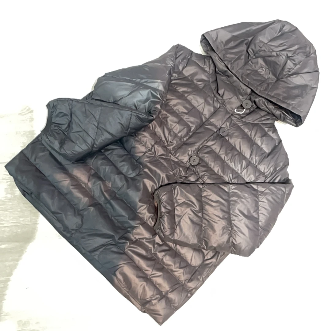 秋冬连帽轻薄款时尚半拉链三颗纽扣设计百搭羽绒服-果梓010