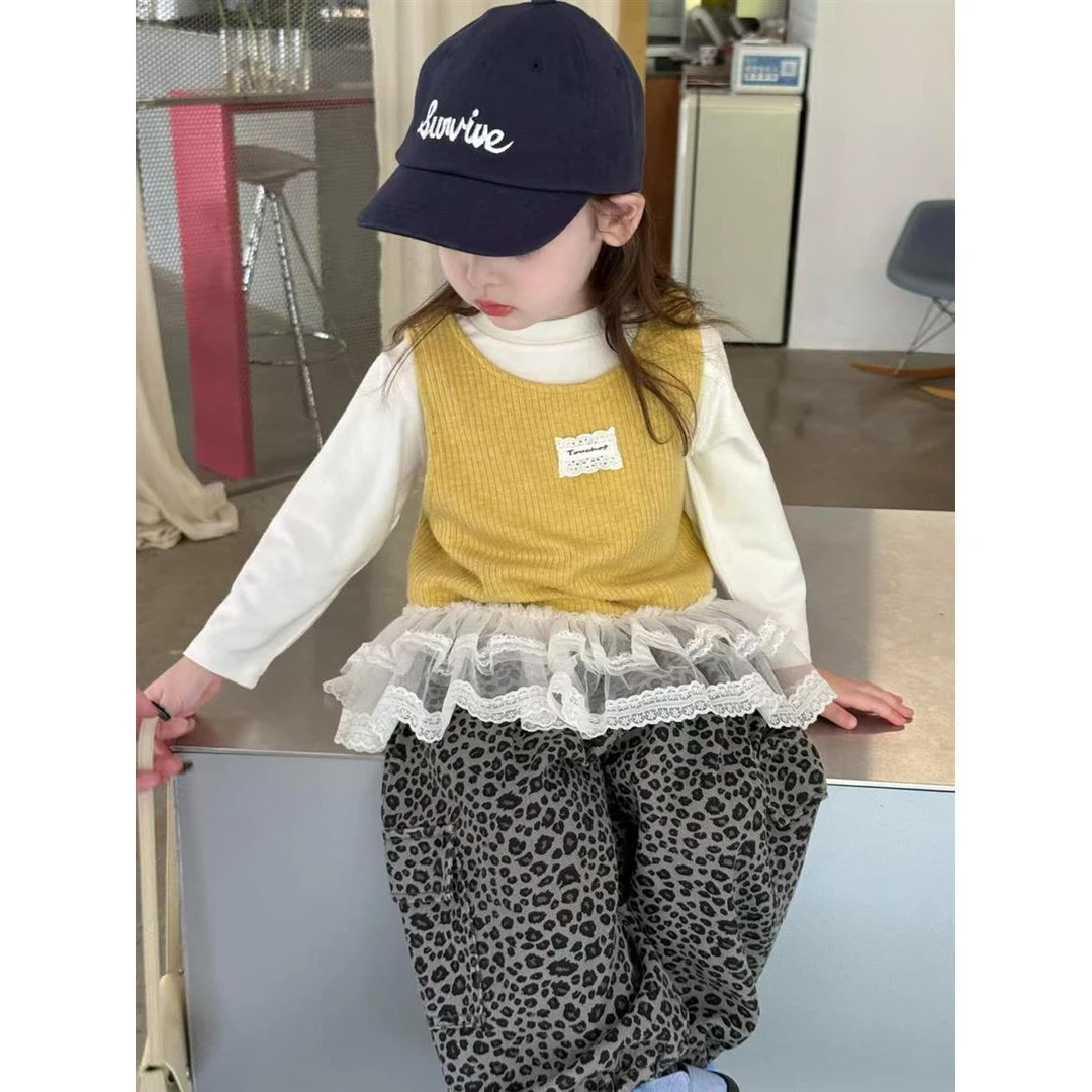 女童秋季套装2025新款韩版儿童花边背心长袖T恤豹纹灯笼裤三件套