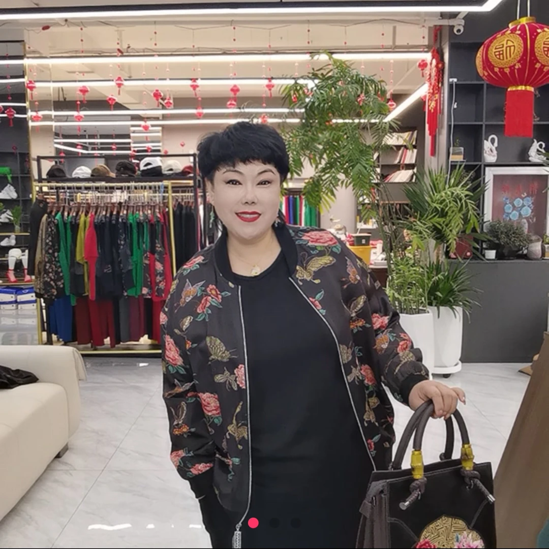 润铯之美新中式棒球服时尚休闲春季