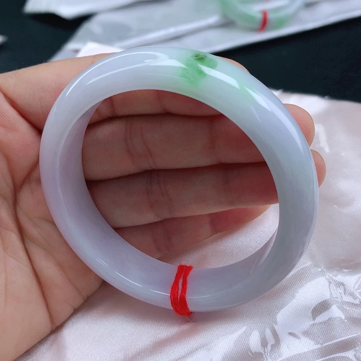 翡翠手镯未镶嵌57+粉紫飘绿翡翠手镯
