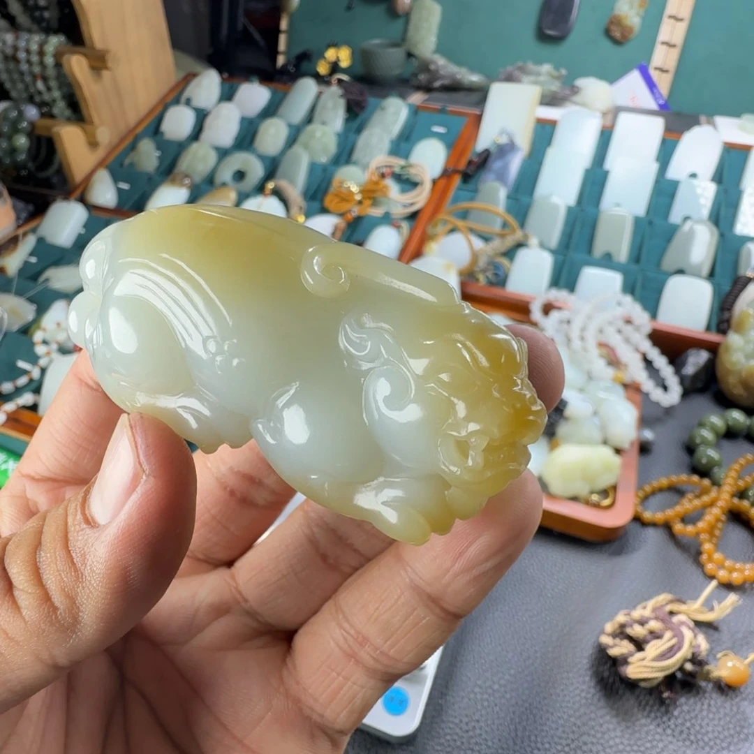 和田玉挂件未镶嵌小*