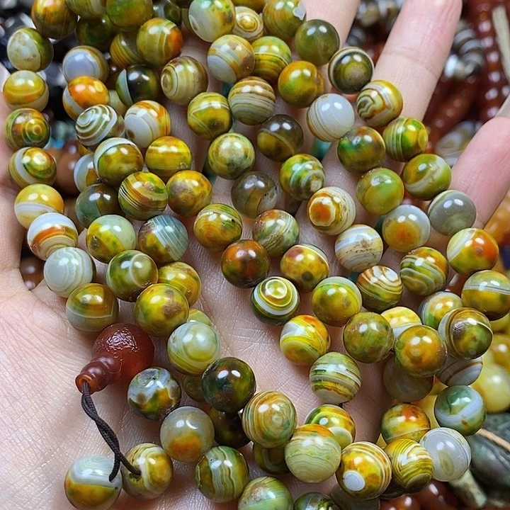 未镶嵌颈饰玛瑙/玉髓玉*