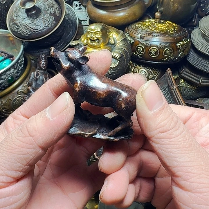 铜器摆件收收藏藏