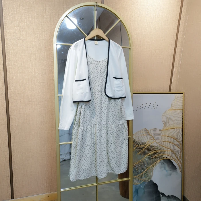 CL47孕妇碎花吊带裙两件套100-130