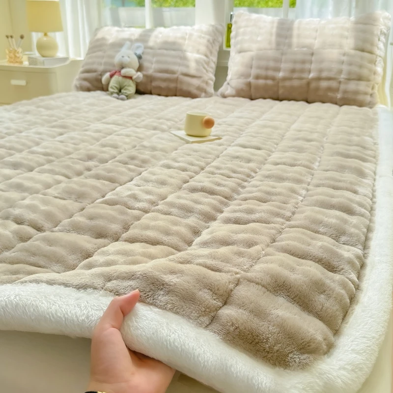 泡泡绒牛奶绒床垫软垫家用冬季加厚加绒珊瑚绒床褥垫床垫单人学生