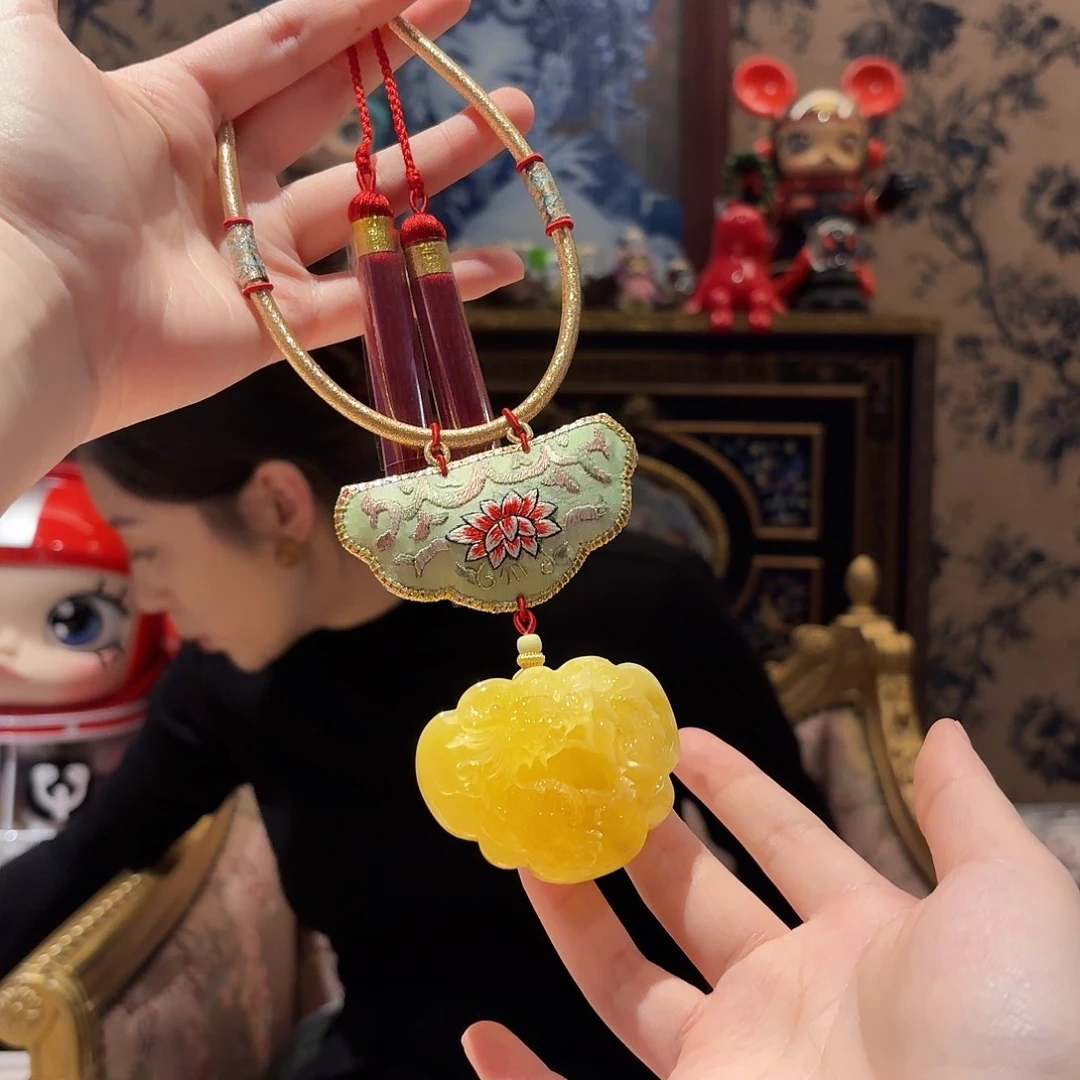 蜜蜡颈饰未镶嵌?****?颈饰